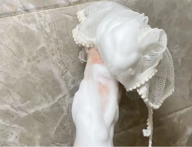 购避坑指南+TOP3实测推荐告别干燥肌麻将胡了2试玩网站2025保湿沐浴露选