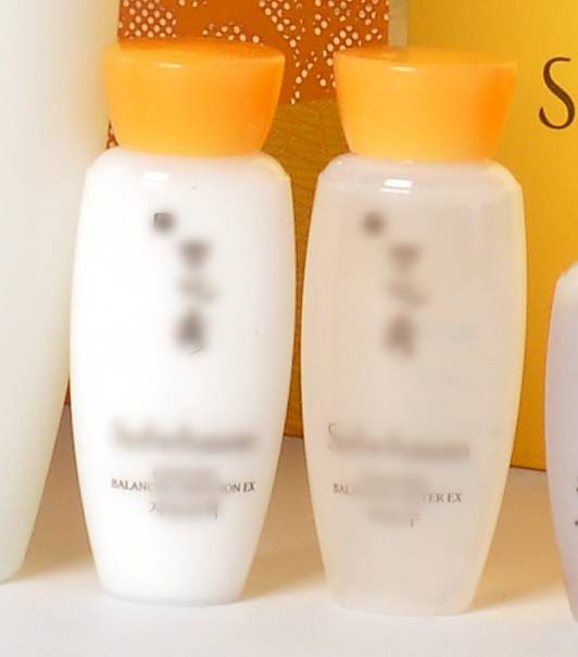 造假已成公开秘密！你看到的可能是“假的直播”麻将胡了电子游戏警惕丨现在流行直播代购 但(图3)